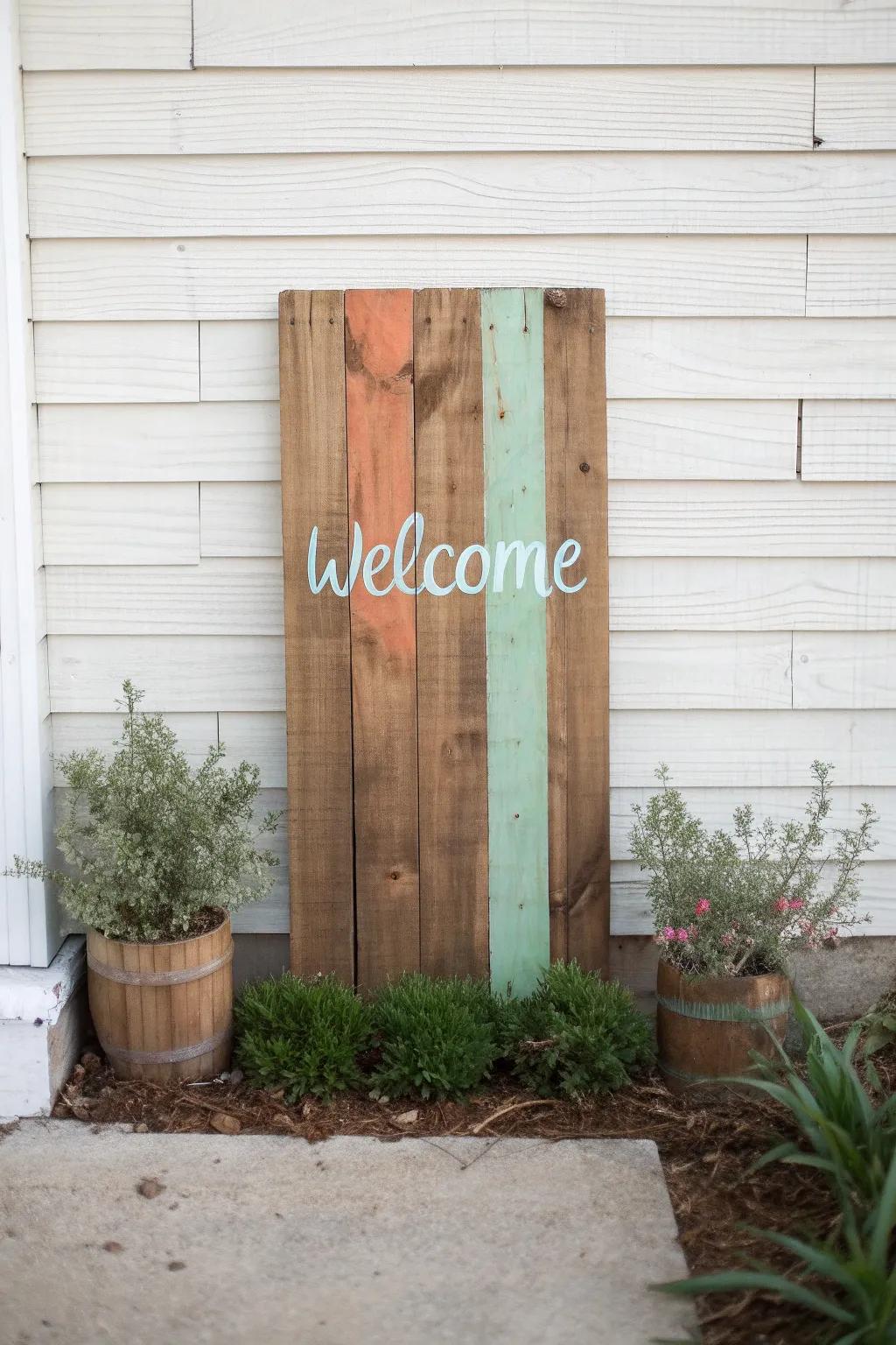 Extend a warm welcome with countryside allure and innate elegance. 🌿 #ScandiBoho #HomeDecor