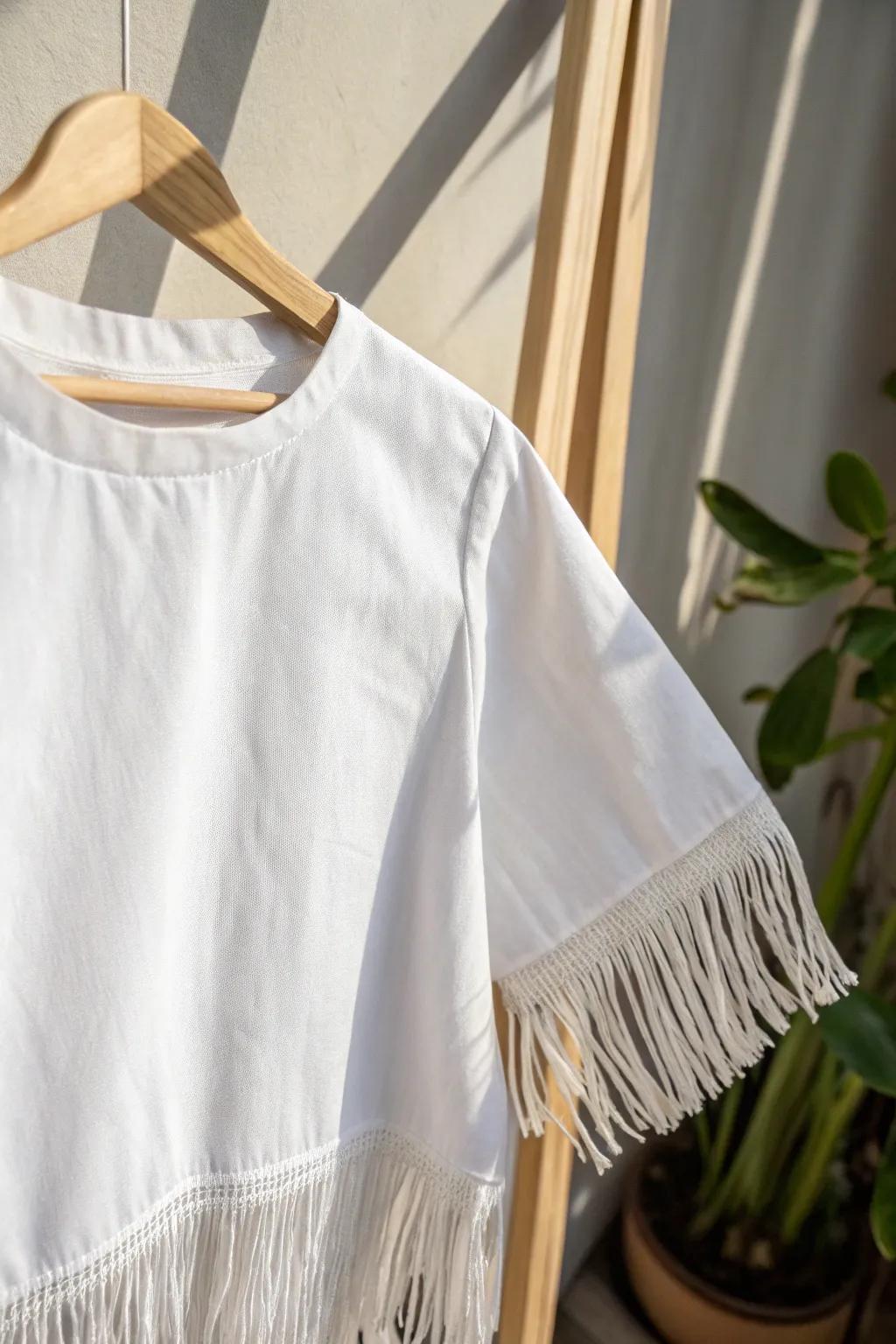 Embrace bohemian grace with flirty fringe accents for a stylish, beach-inspired appearance.