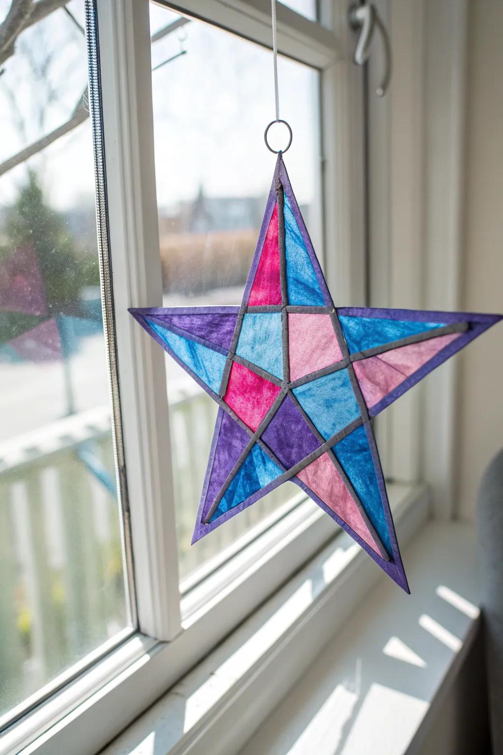 Brighten up your window with a touch of handcrafted magic. 🌟 #StarryNightSuncatcher