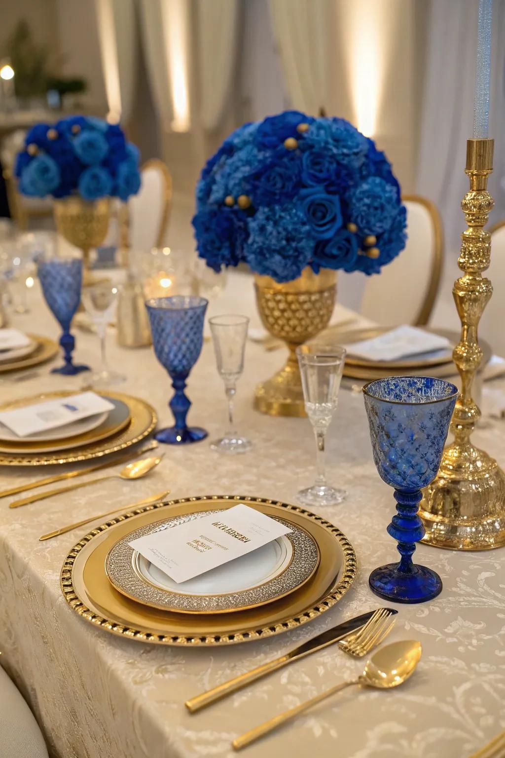 Gilded accents combined with royal blue fashion a luxurious and opulent centerpiece.