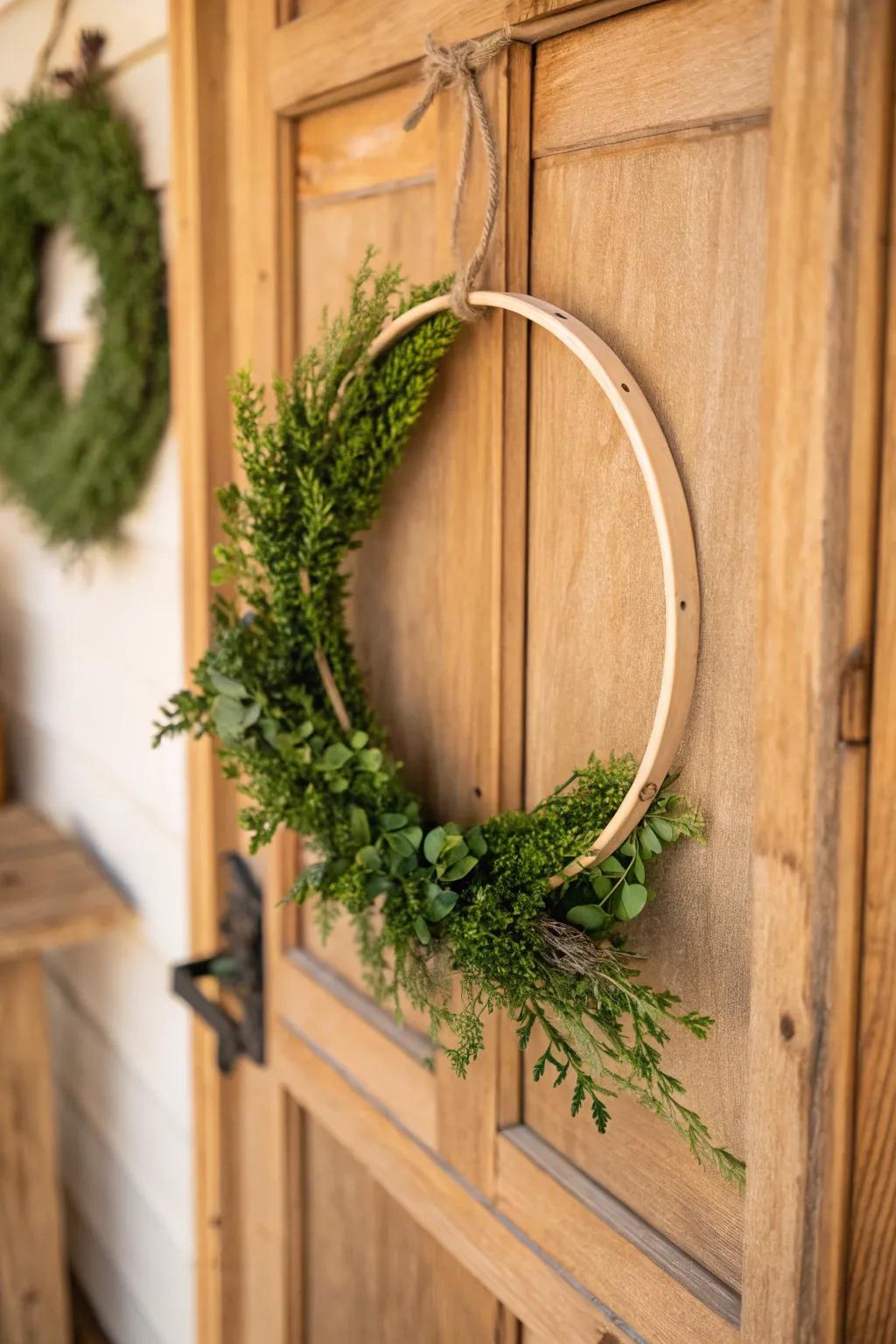 Elevate your aesthetic through handcrafted minute wood garlands, optimal for appending a hint of nature to your abode.