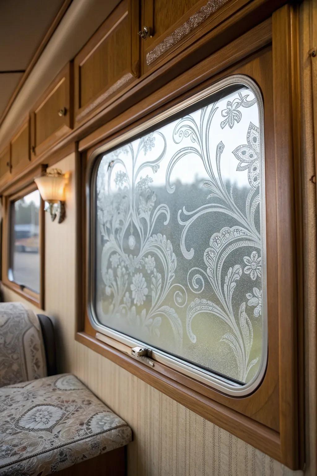 With chic adhesive window decorations, you can completely transform your camper by combining privacy and design in one easy upgrade.
