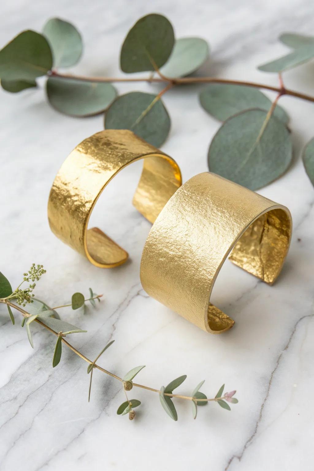 Elevate your DIY spirit guise with these sophisticated and simple gilded wristlets, the quintessential blend of minimalism and bohemian allure!