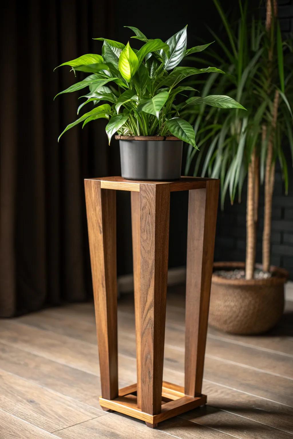 Revamp your area with this graceful wood flora platform, showcasing the union of artistry and the natural world.