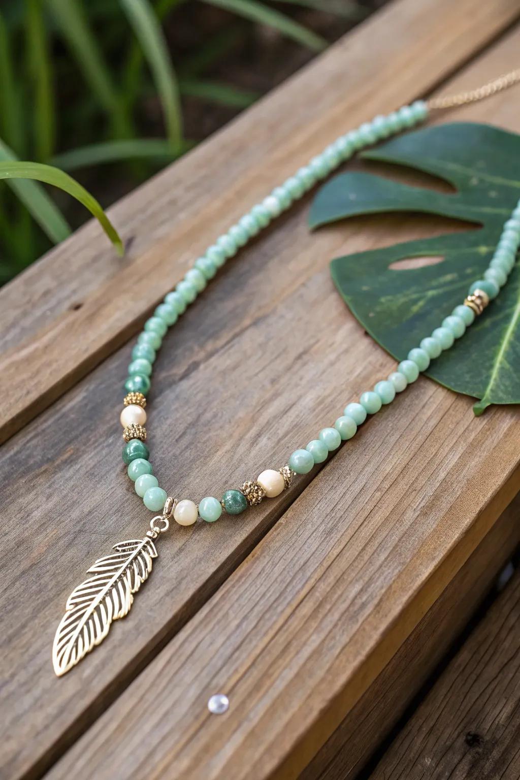 Embrace nature's finesse with a hint of bohemian charm.