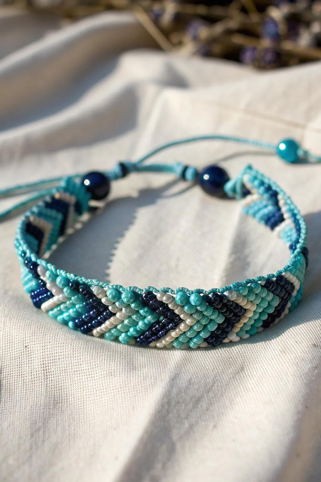 Delve into the depths of aesthetic with ocean-blue hues. 🌊✨