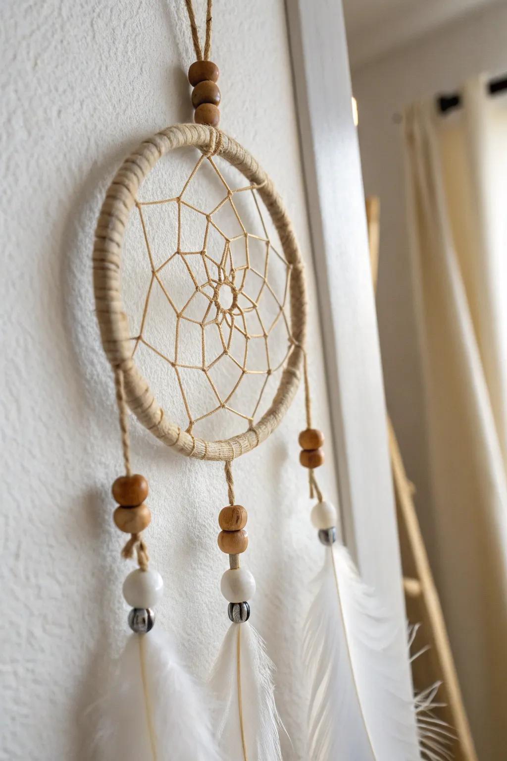 Embrace serene simplicity through this subtle dream catcher, an understated articulation of elegance and organic splendor.