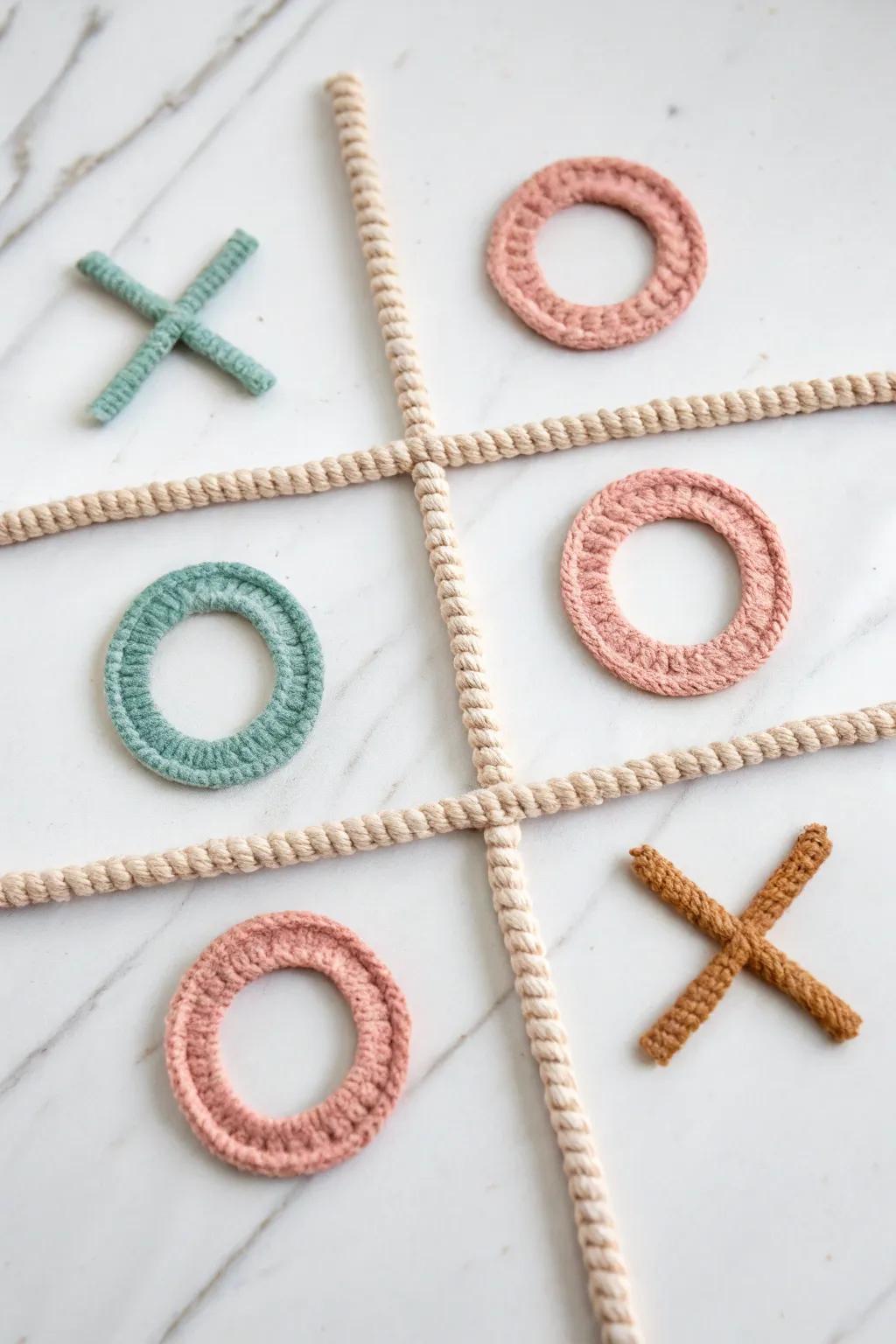 Forge your bespoke travel-accommodating noughts and crosses game employing fuzzy sticks – a confluence of minimalism and amusement!