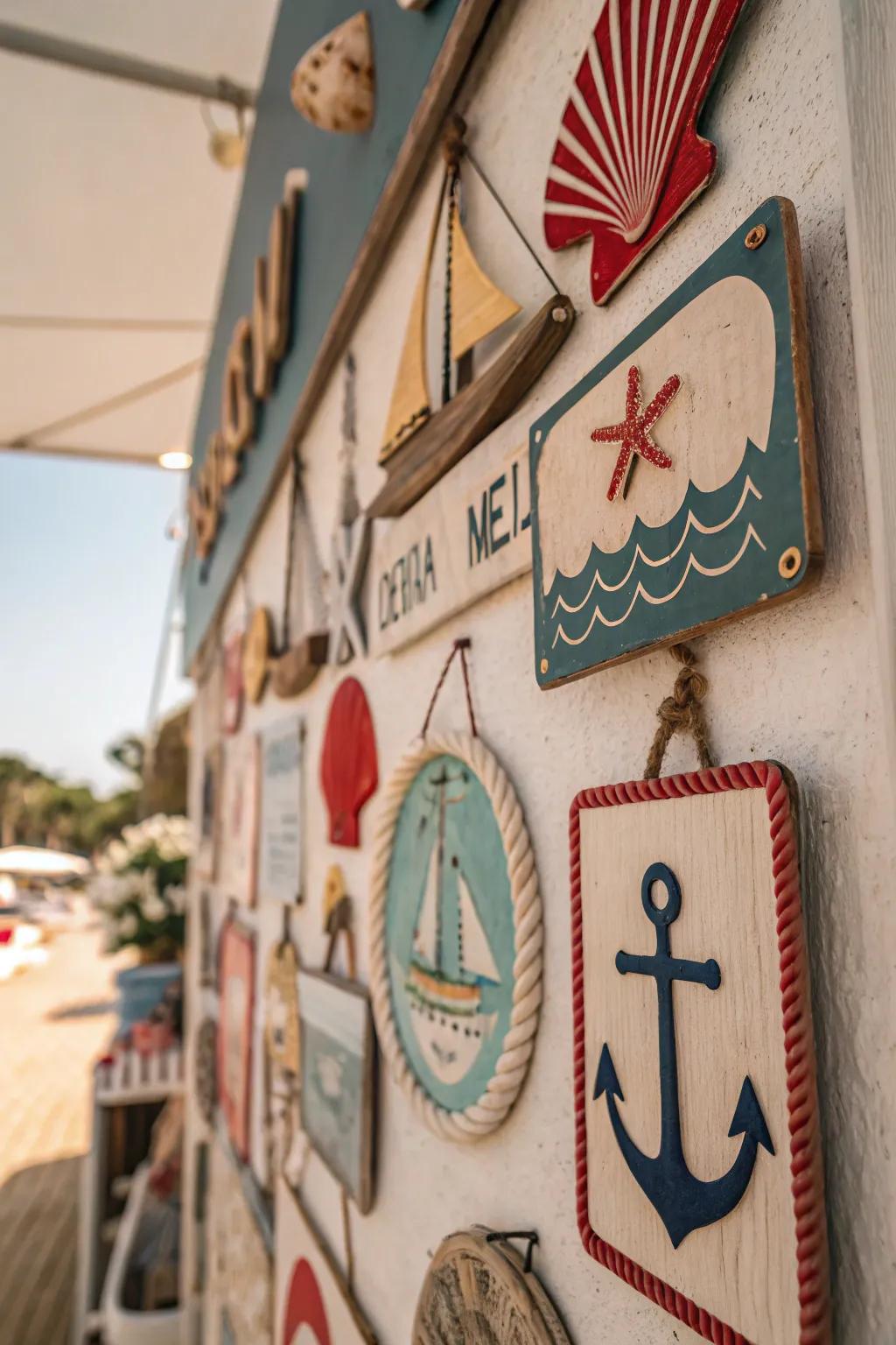 Seaside plaques deliver coastal nostalgia and allure.