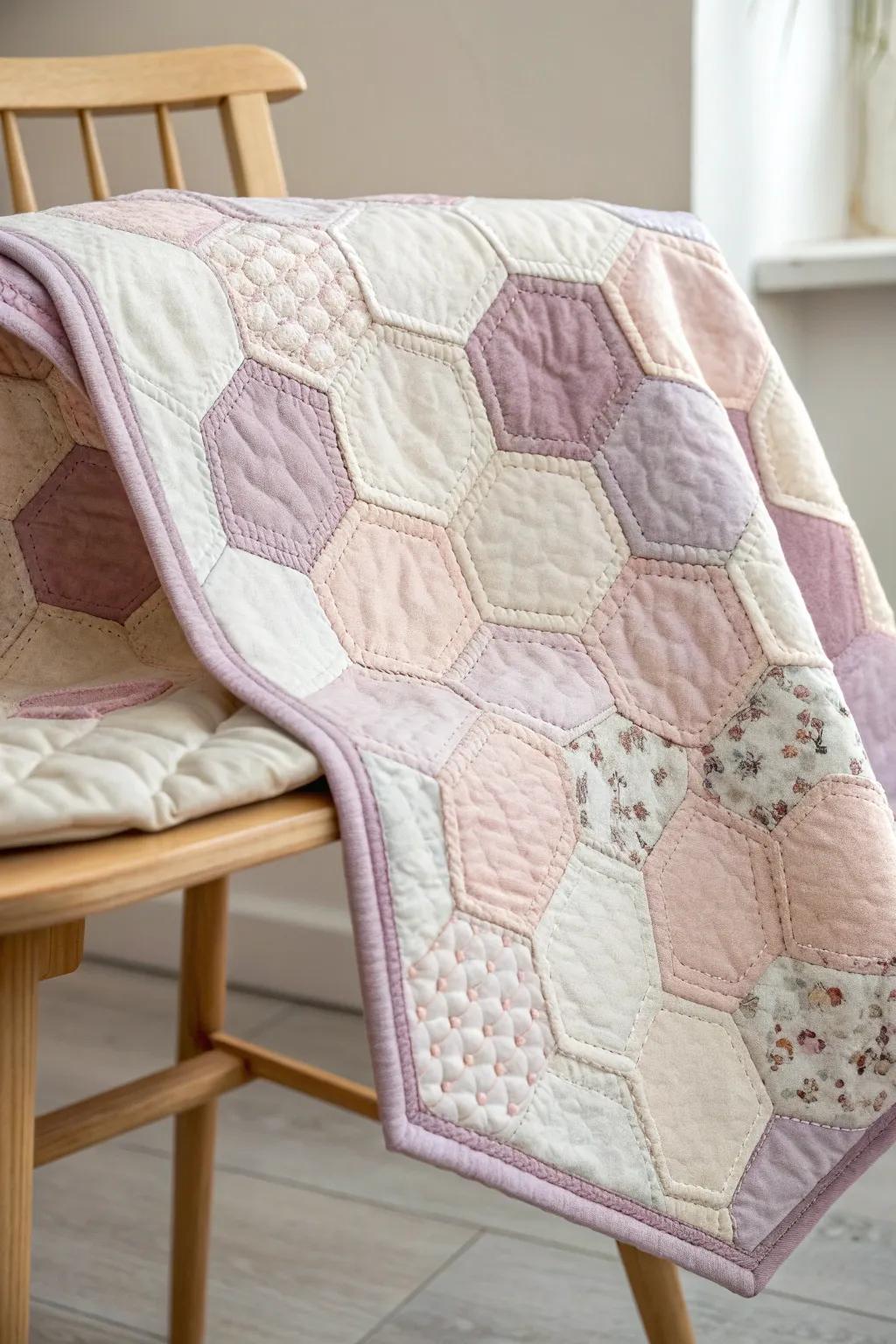 Uncover the skill of Hexagon Concord: A fusion of sophistication and artistry across quilt design.