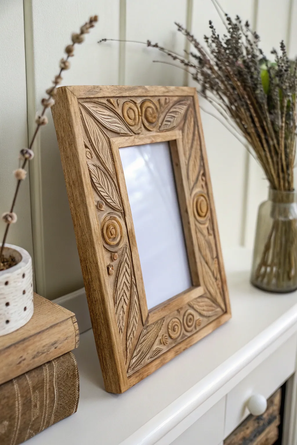 Resin Photo Frame Styles: Trendy Looks for Your Memories