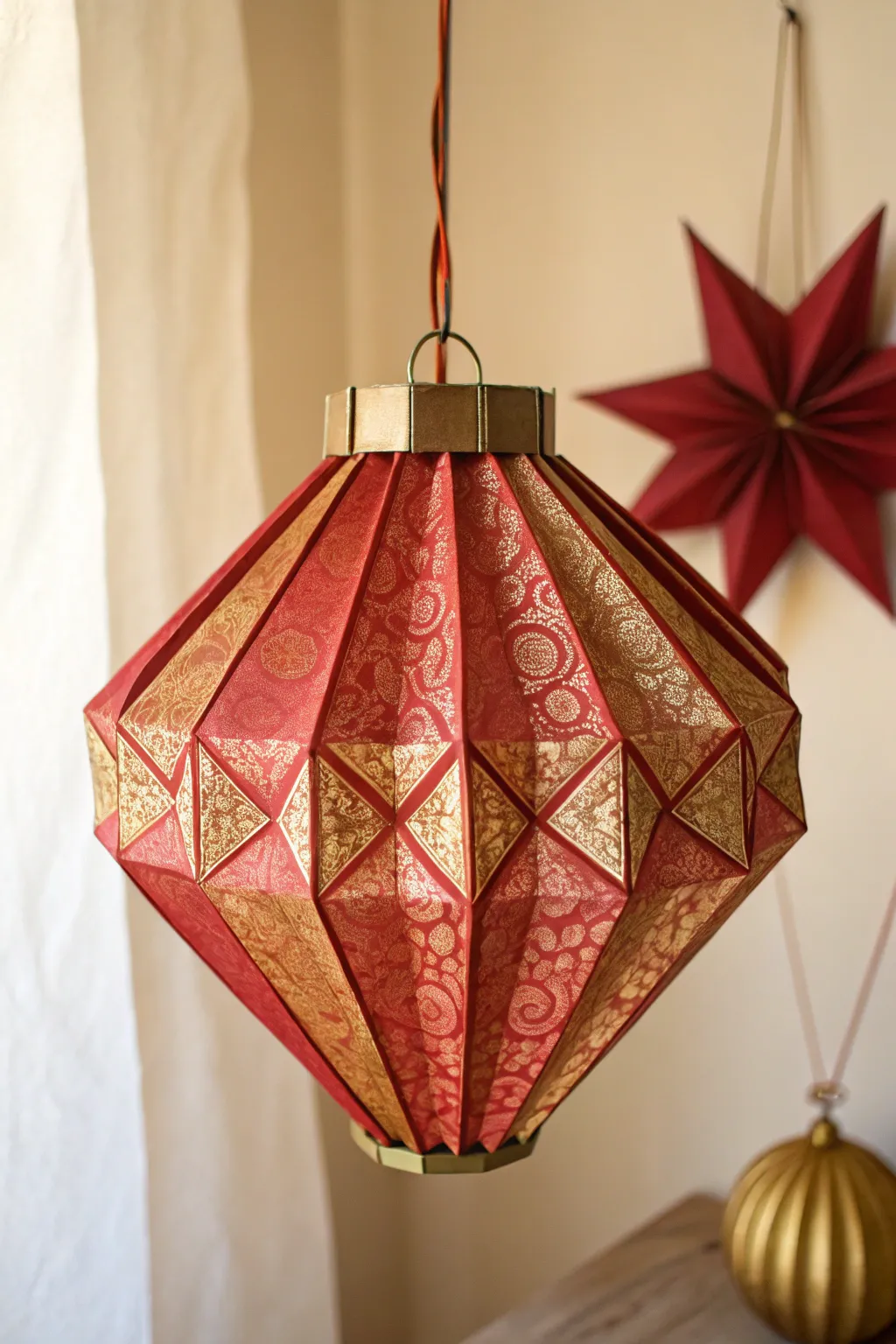 Chinese New Year DIY: Décor with Distinctive Style